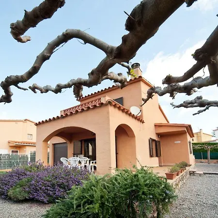 Roser Villa *